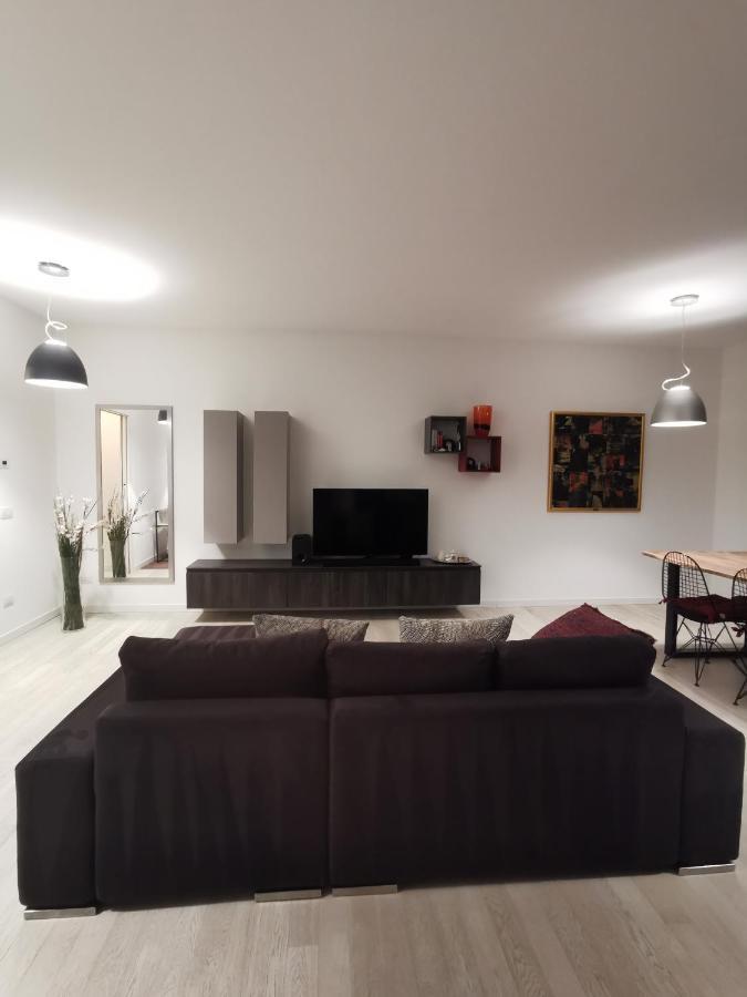 Apartamento La Casa Di Greta Monza Exterior foto